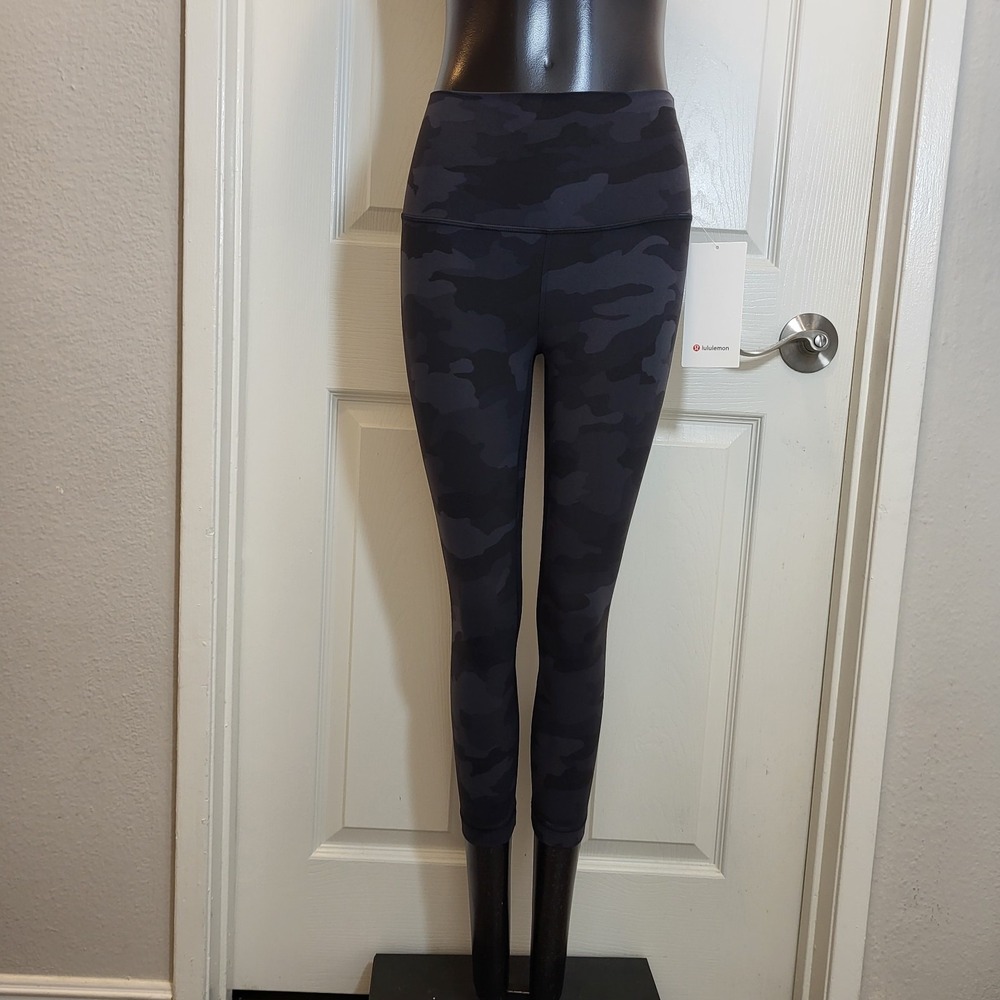 Lululemon Align High-Rise Crop 21" Heritage Camo Deep Coal Size 4 MSRP $88.00